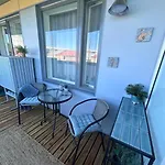 Lejlighed Stella's - Center - Free Secure Parking - Big Sun Terrace - Air Conditioning - Wifi - Tram To The Bus Station And Old Town