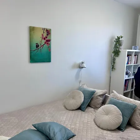 Stella's - Center - Free Secure Parking - Big Sun Terrace - Air Conditioning - Wifi - Tram To The Bus Station And Old Town Tallinn