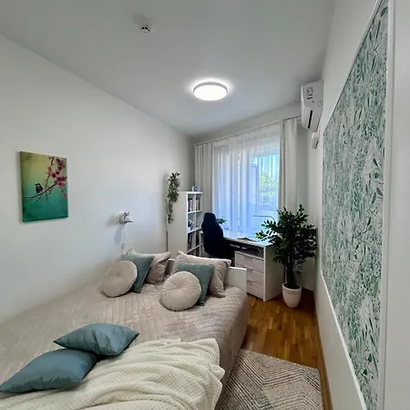 Stella's - Center - Free Secure Parking - Big Sun Terrace - Air Conditioning - Wifi - Tram To The Bus Station And Old Town 탈린
