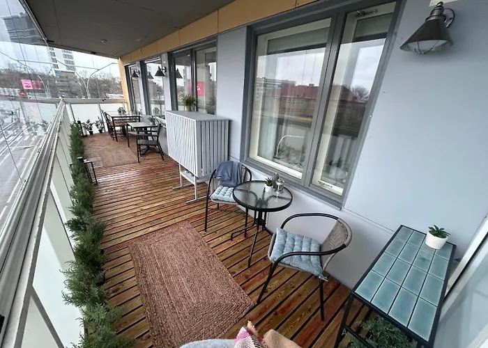 Appartamento Stella's - Center - Free Secure Parking - Big Sun Terrace - Air Conditioning - Wifi - Tram To The Bus Station And Old Town Reval