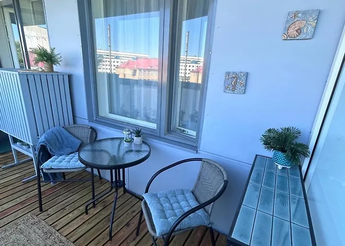 Apartment Stella's - Center - Free Secure Parking - Big Sun Terrace - Air Conditioning - Wifi - Tram To The Bus Station And Old Town